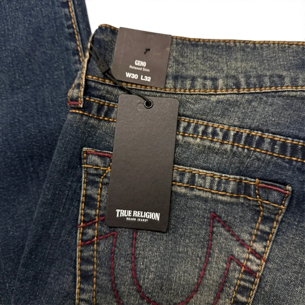 True Religion Geno Big T Slim Jeans Mens 30 x 32 Medium Bonechill Wash NWT